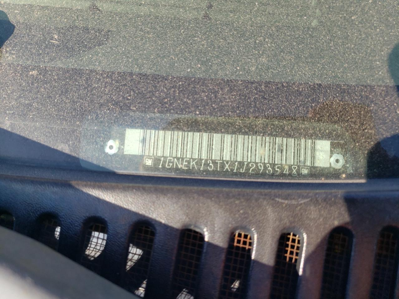 1GNEK13TX1J293548 2001 Chevrolet Tahoe K1500