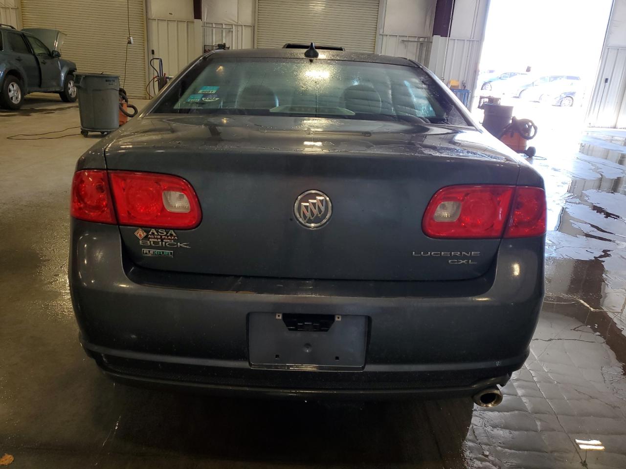 Lot #3027031805 2011 BUICK LUCERNE CX