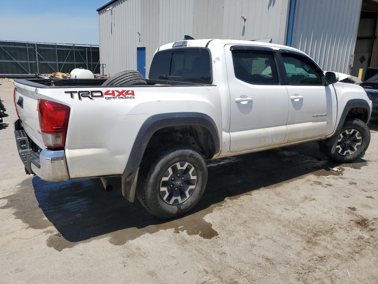 3TMCZ5AN9HM069787 2017 Toyota Tacoma Double Cab