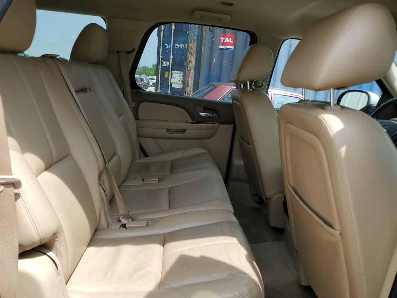 1GNSKBE08DR343039 2013 Chevrolet Tahoe K1500 Lt