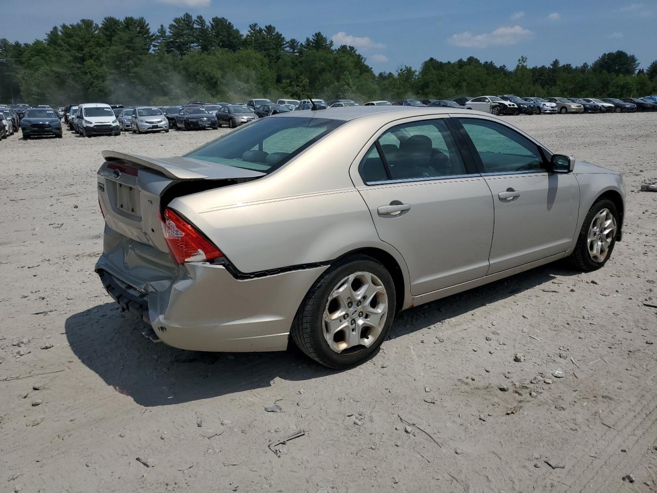 3FAHP0HA3AR247810 2010 Ford Fusion Se