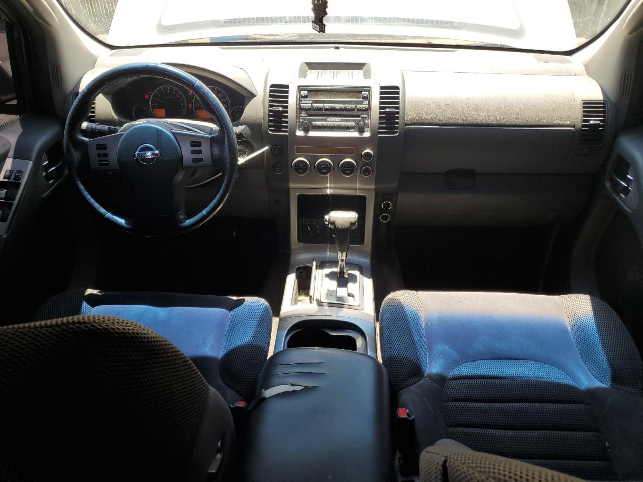 5N1AR18W95C767050 2006 Nissan Pathfinder Le