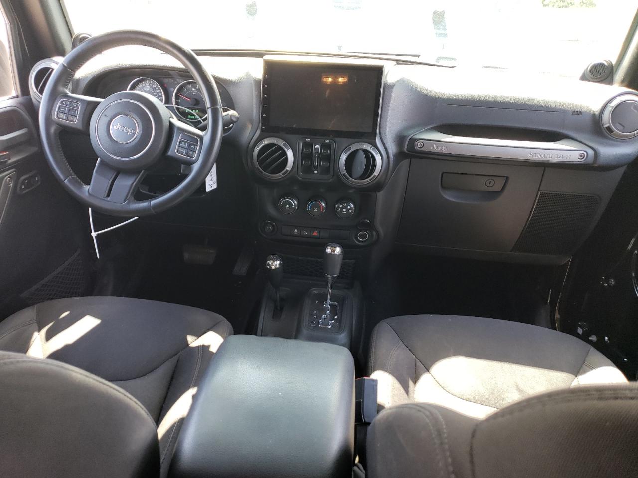 1C4BJWDG0EL211754 2014 Jeep Wrangler Unlimited Sport