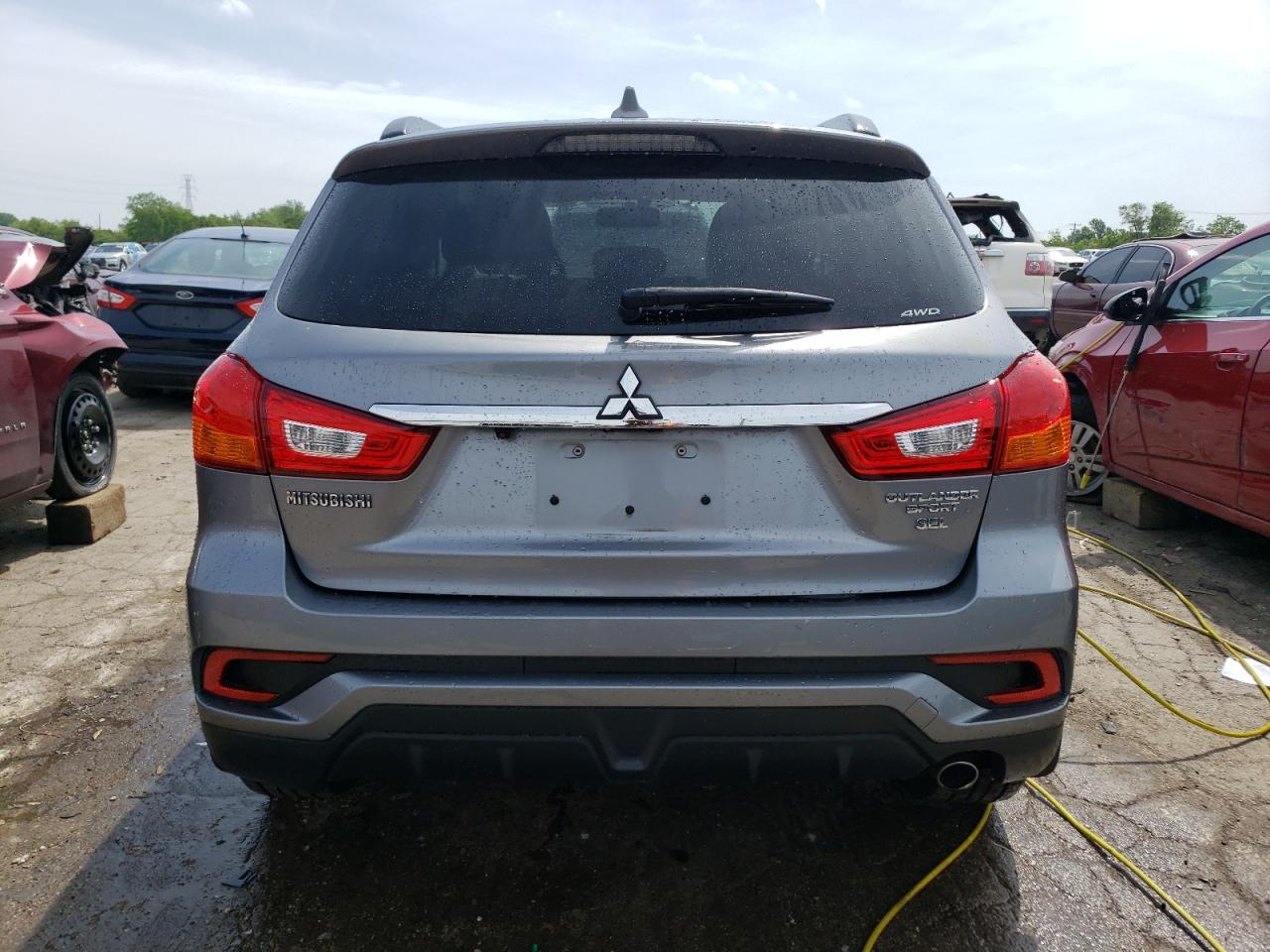 JA4AR4AW9JU017775 2018 Mitsubishi Outlander Sport Sel