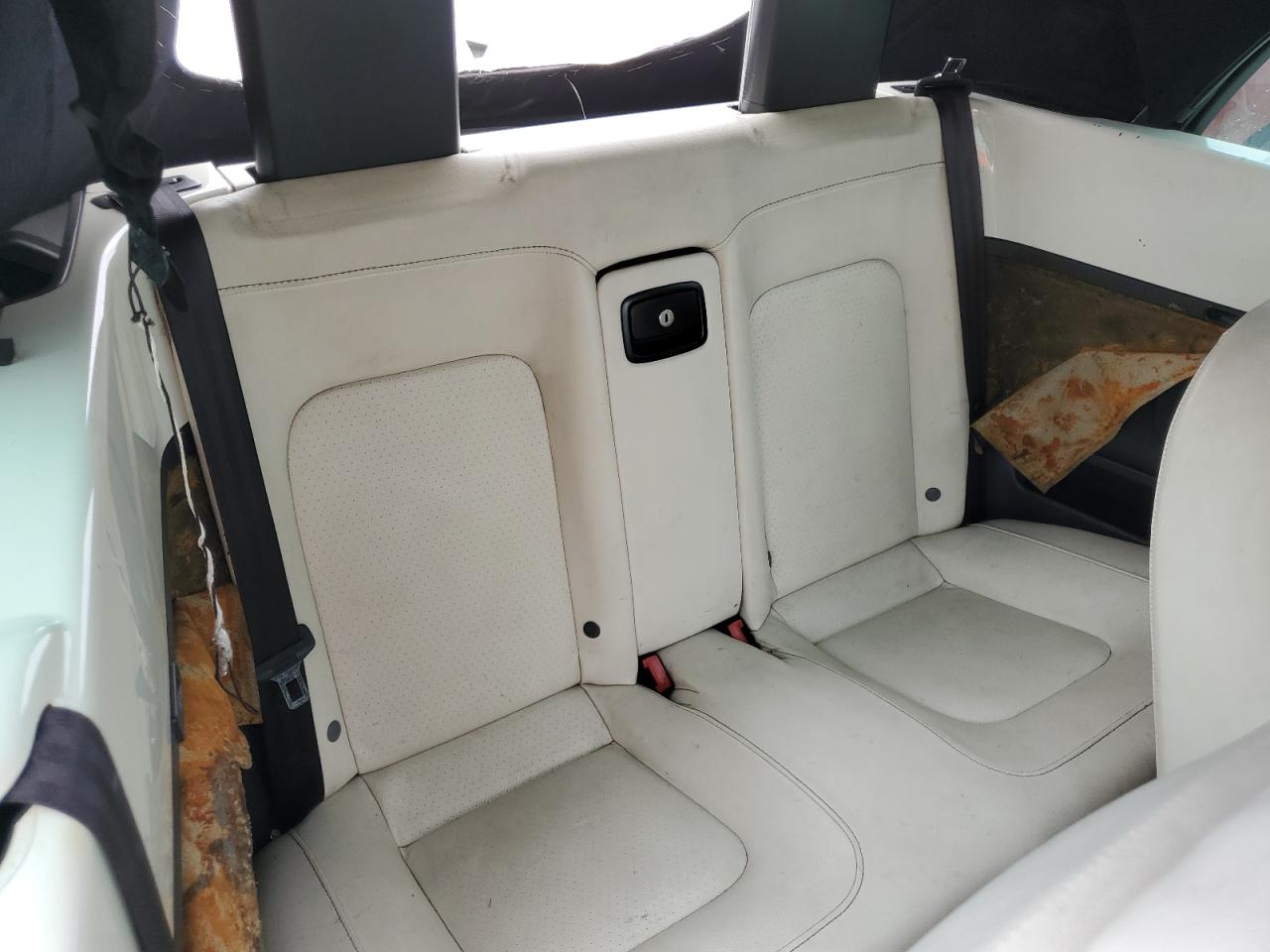 3VWFF31Y77M421751 2007 Volkswagen New Beetle Triple White