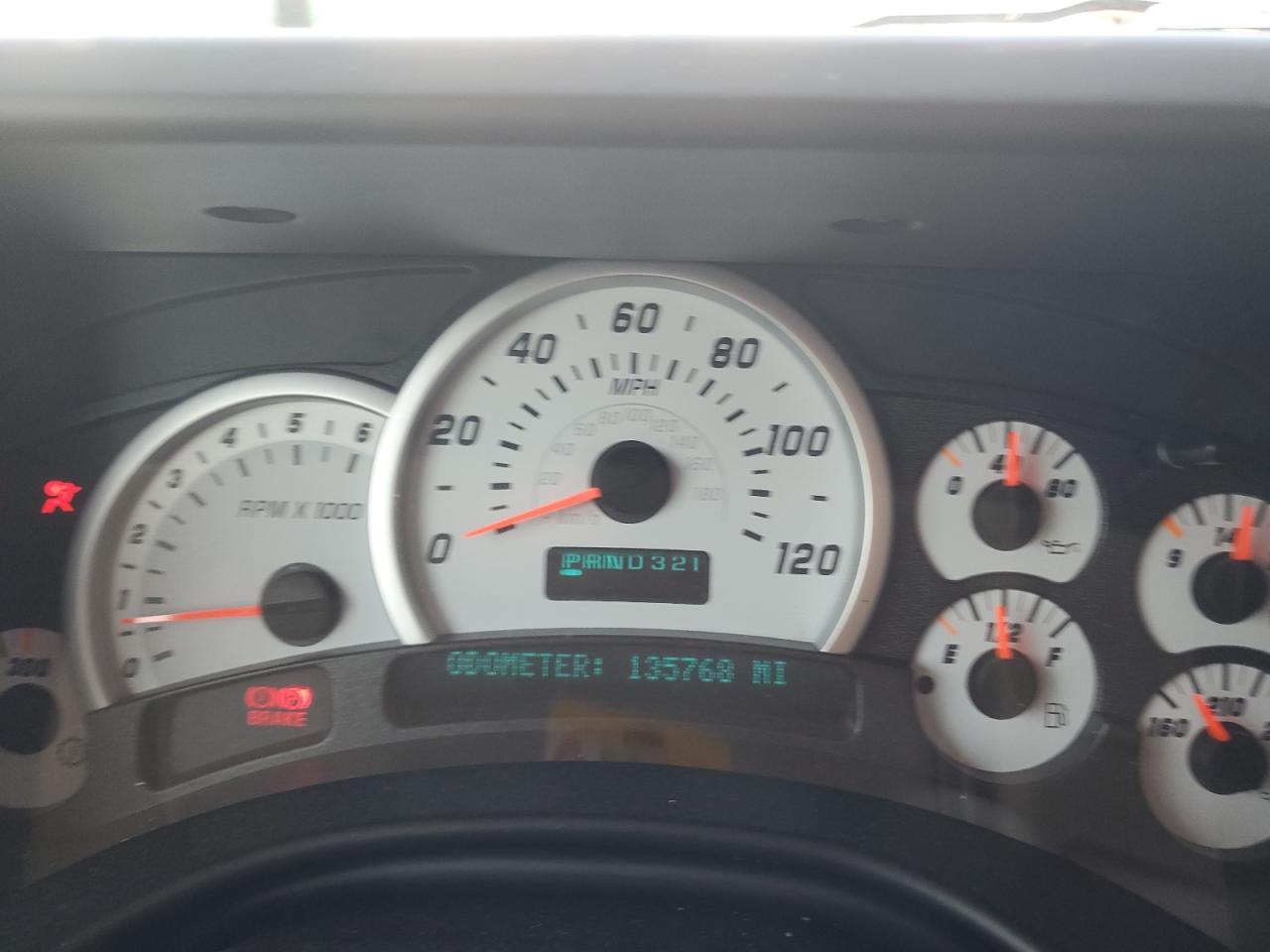 5GRGN23U74H104498 2004 Hummer H2