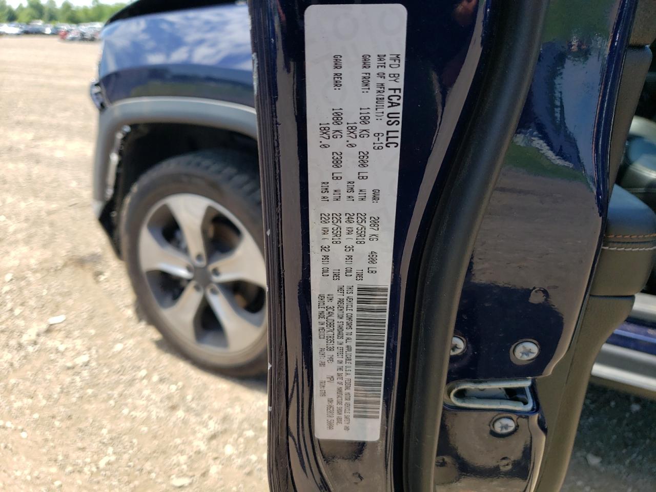 3C4NJDBB7KT835138 2019 Jeep Compass Latitude