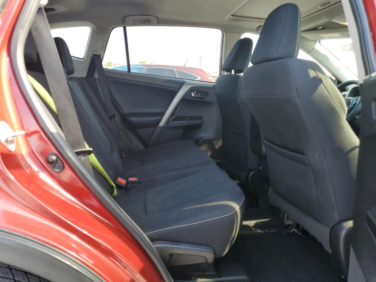 2T3WFREV3HW402782 2017 Toyota Rav4 Xle