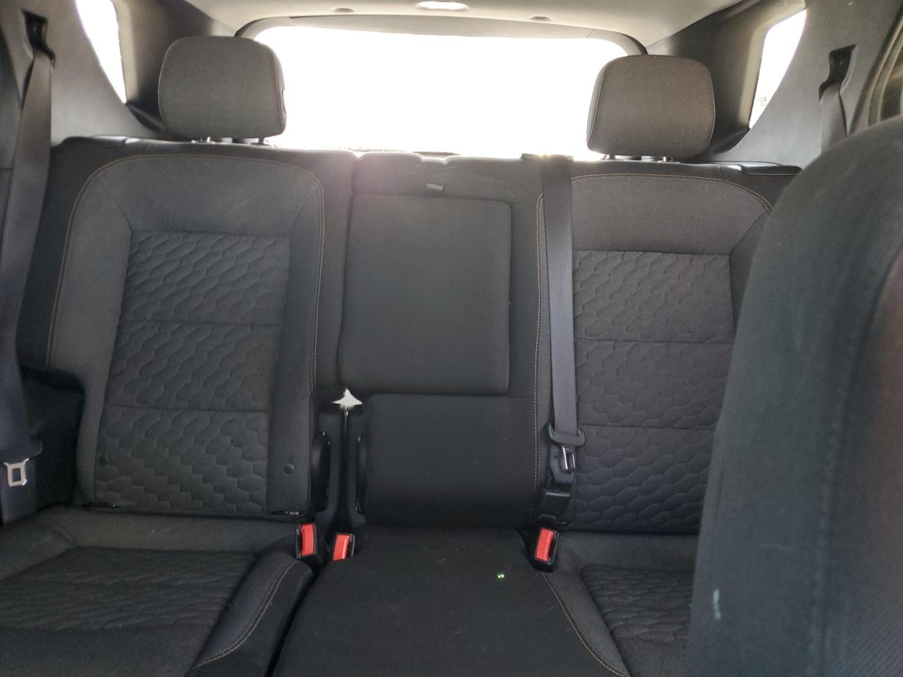 3GNAXJEV4JS548482 2018 Chevrolet Equinox Lt