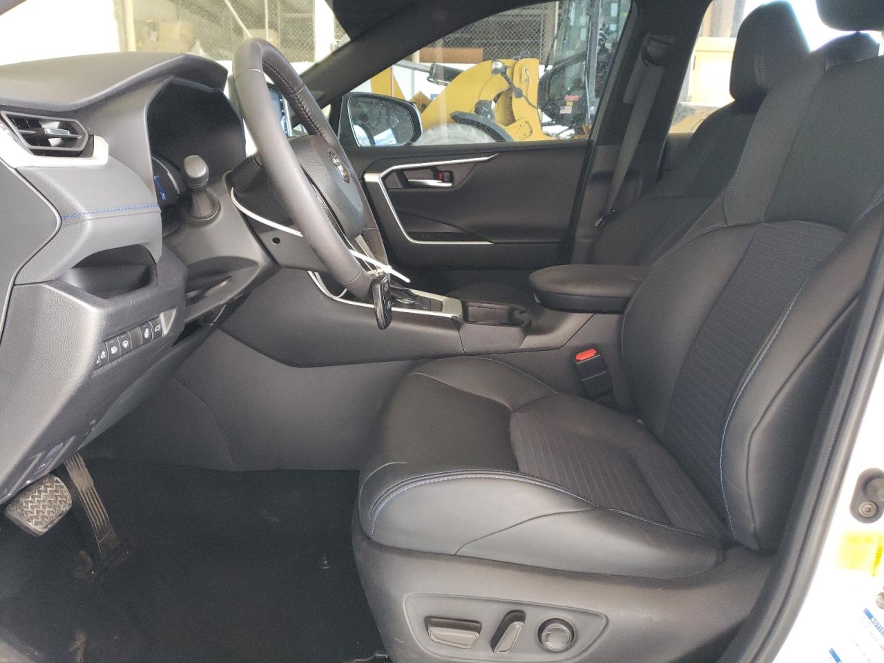 4T3E6RFV8MU062050 2021 Toyota Rav4 Xse