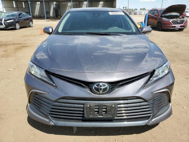 VIN 4T1C11BK5NU054565 2022 Toyota Camry, LE no.5