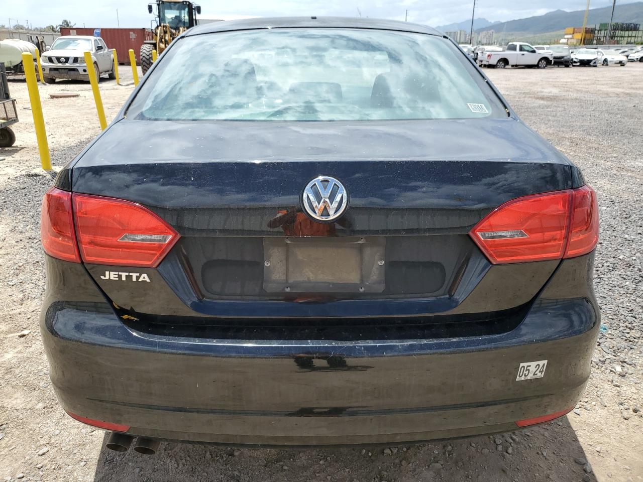 2013 Volkswagen Jetta Base vin: 3VW2K7AJ4DM298538