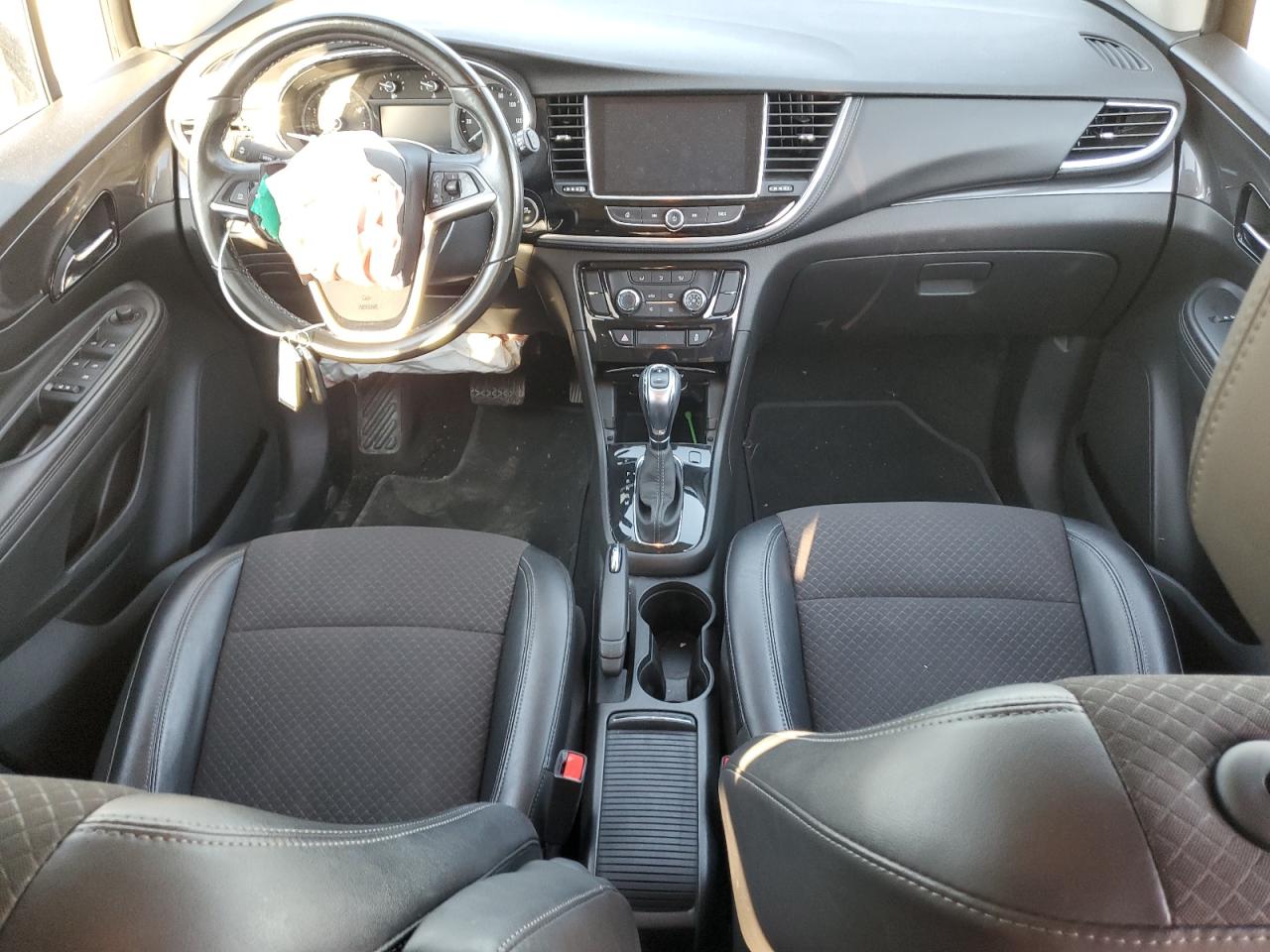 KL4CJASB8KB951157 2019 Buick Encore Preferred