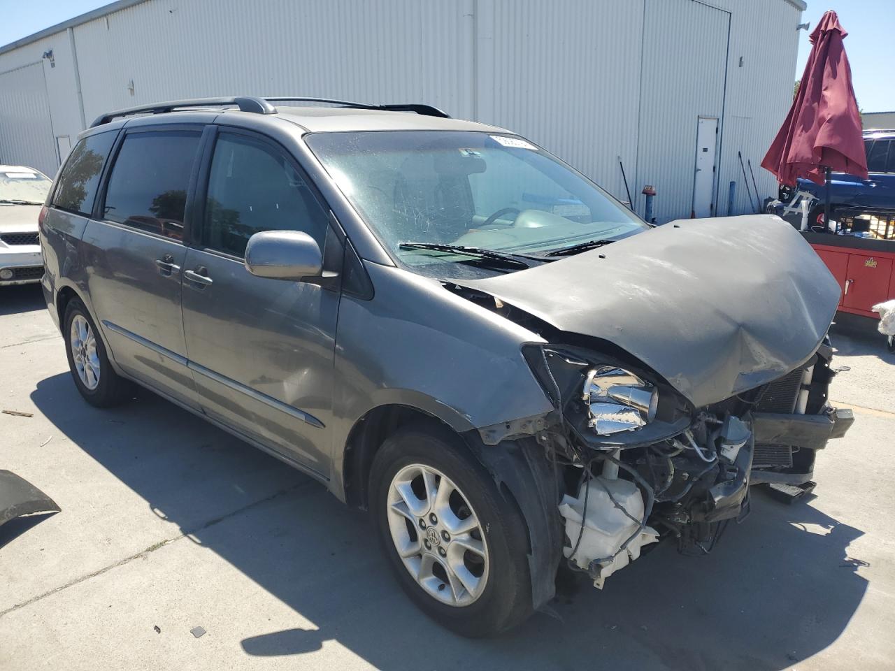 5TDZA22C05S252584 2005 Toyota Sienna Xle