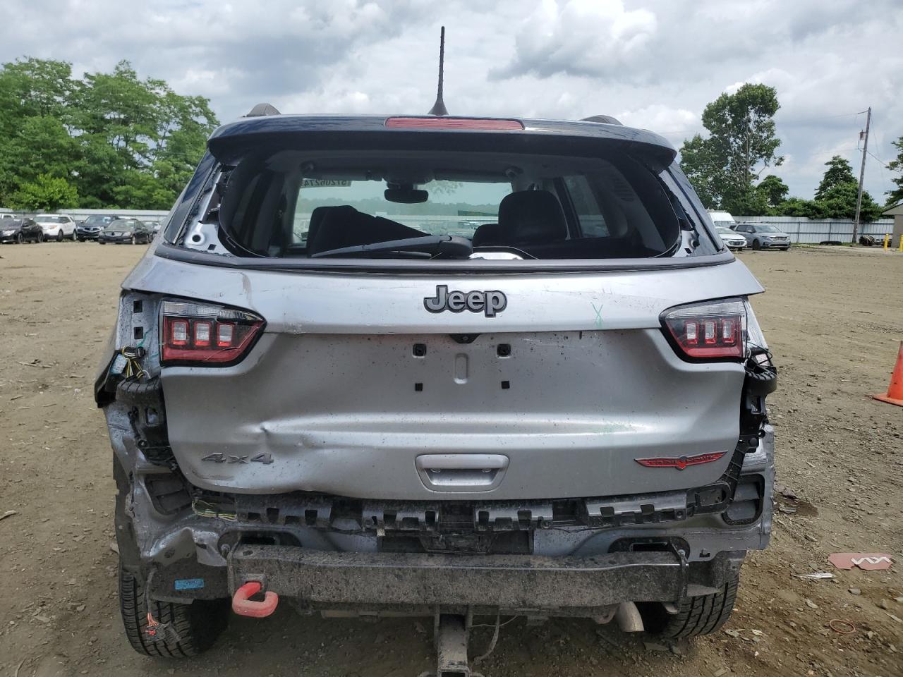3C4NJDDB7NT107014 2022 Jeep Compass Trailhawk