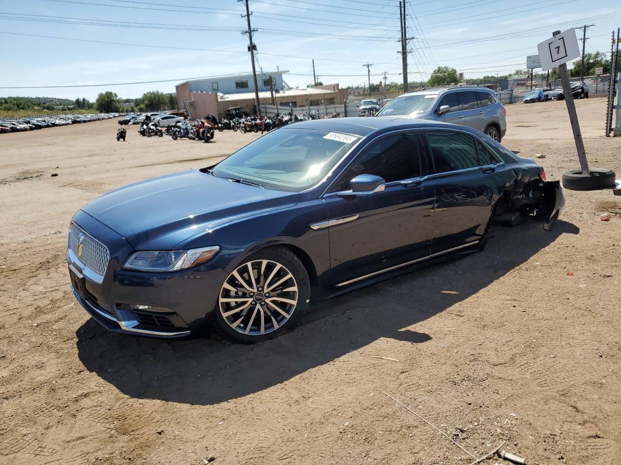 1LN6L9TP3H5631558 2017 Lincoln Continental Select