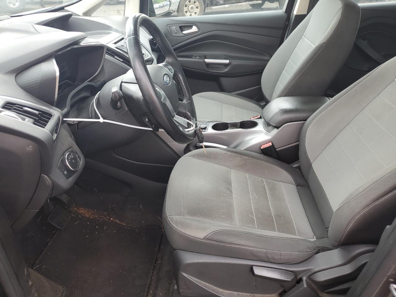 1FADP5AU1DL529933 2013 Ford C-Max Se