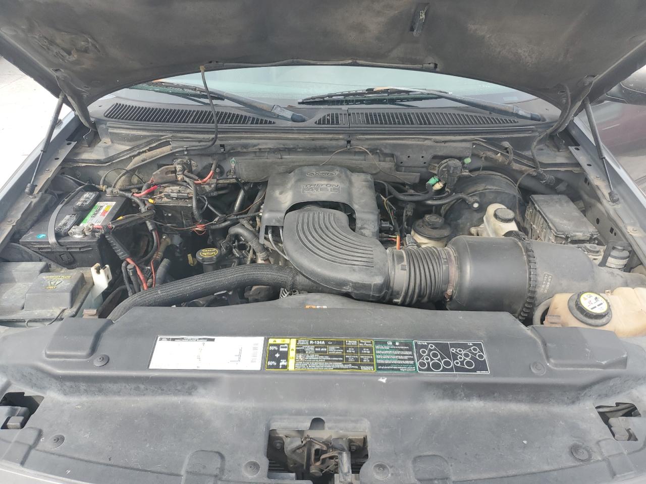 1FTRX17W42NA70545 2002 Ford F150