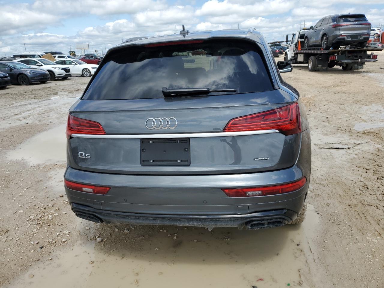 WA1GAAFYXN2101664 2022 Audi Q5 Premium 45