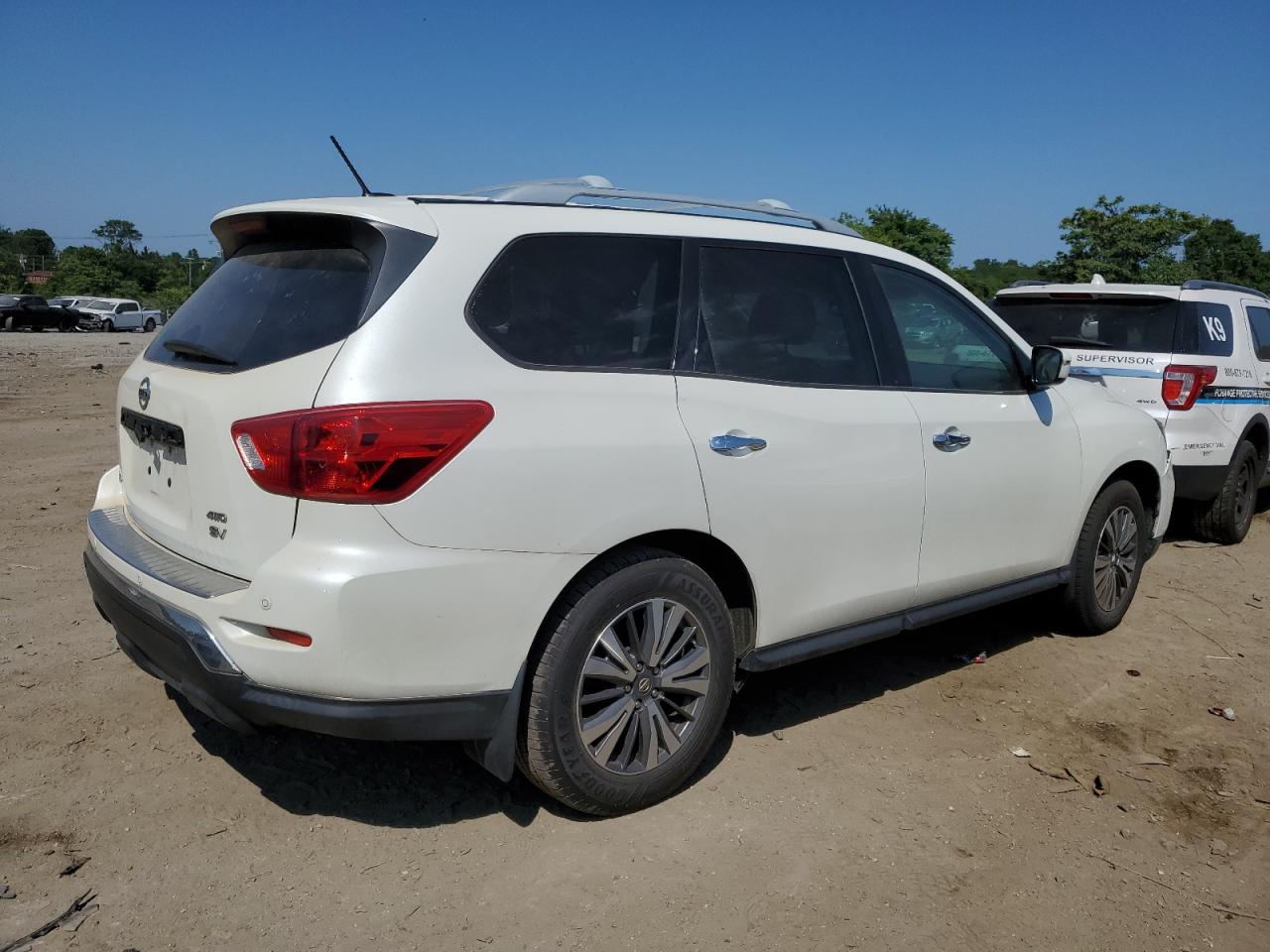 2017 Nissan Pathfinder S vin: 5N1DR2MM6HC632104