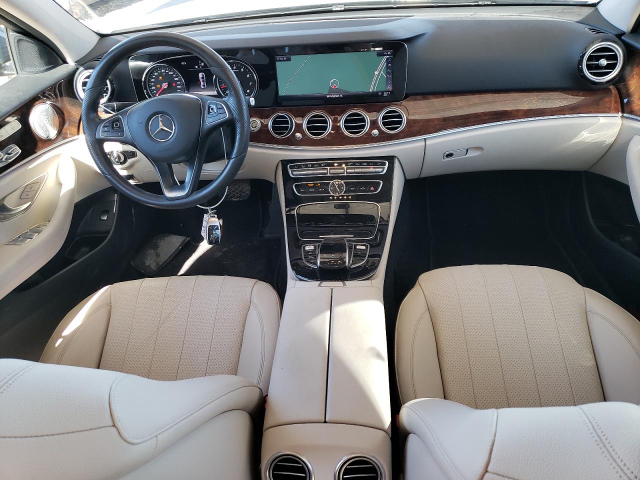 WDDZF4JB8JA369431 2018 Mercedes-Benz E 300