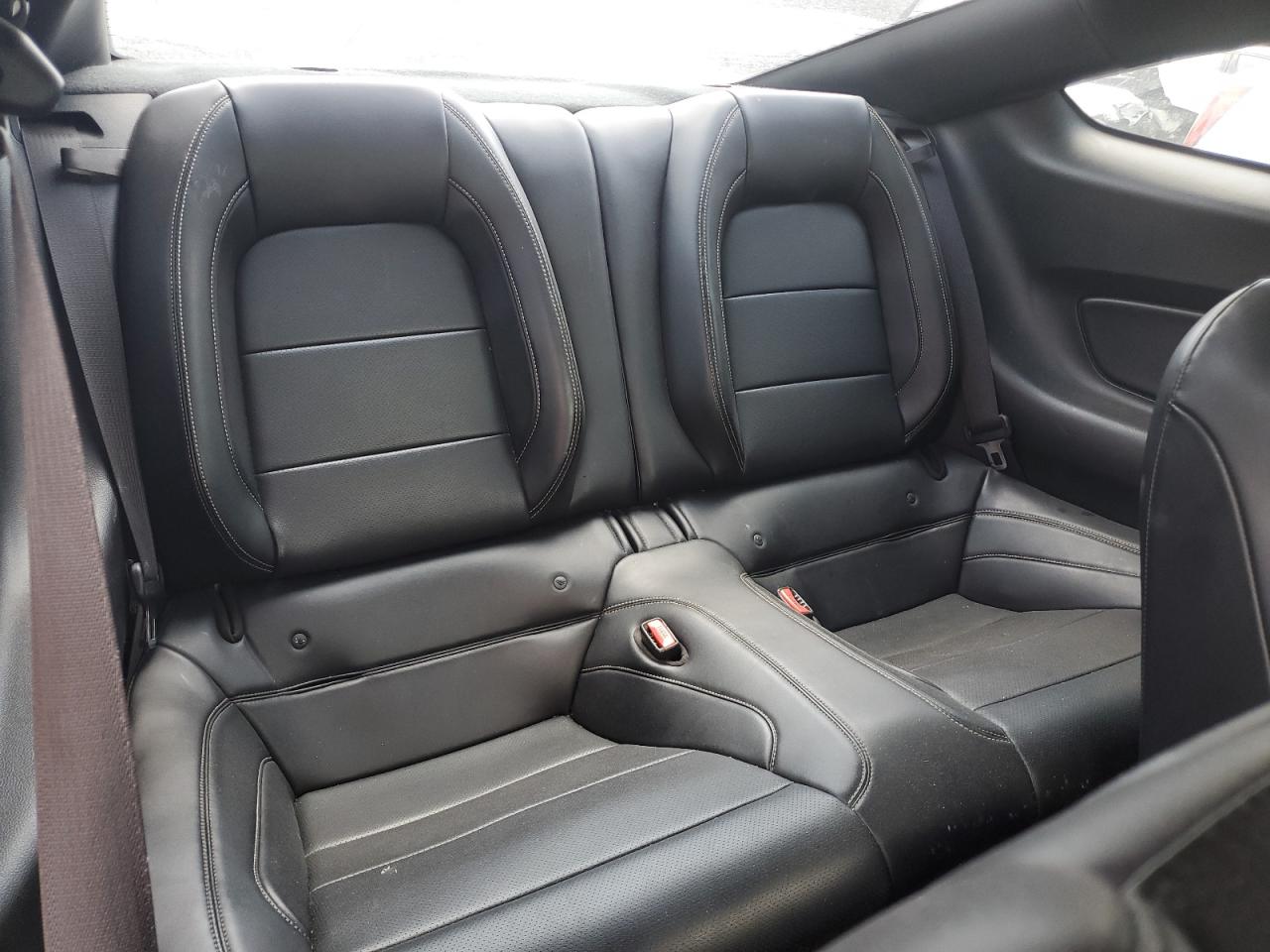 1FA6P8TH0F5321477 2015 Ford Mustang