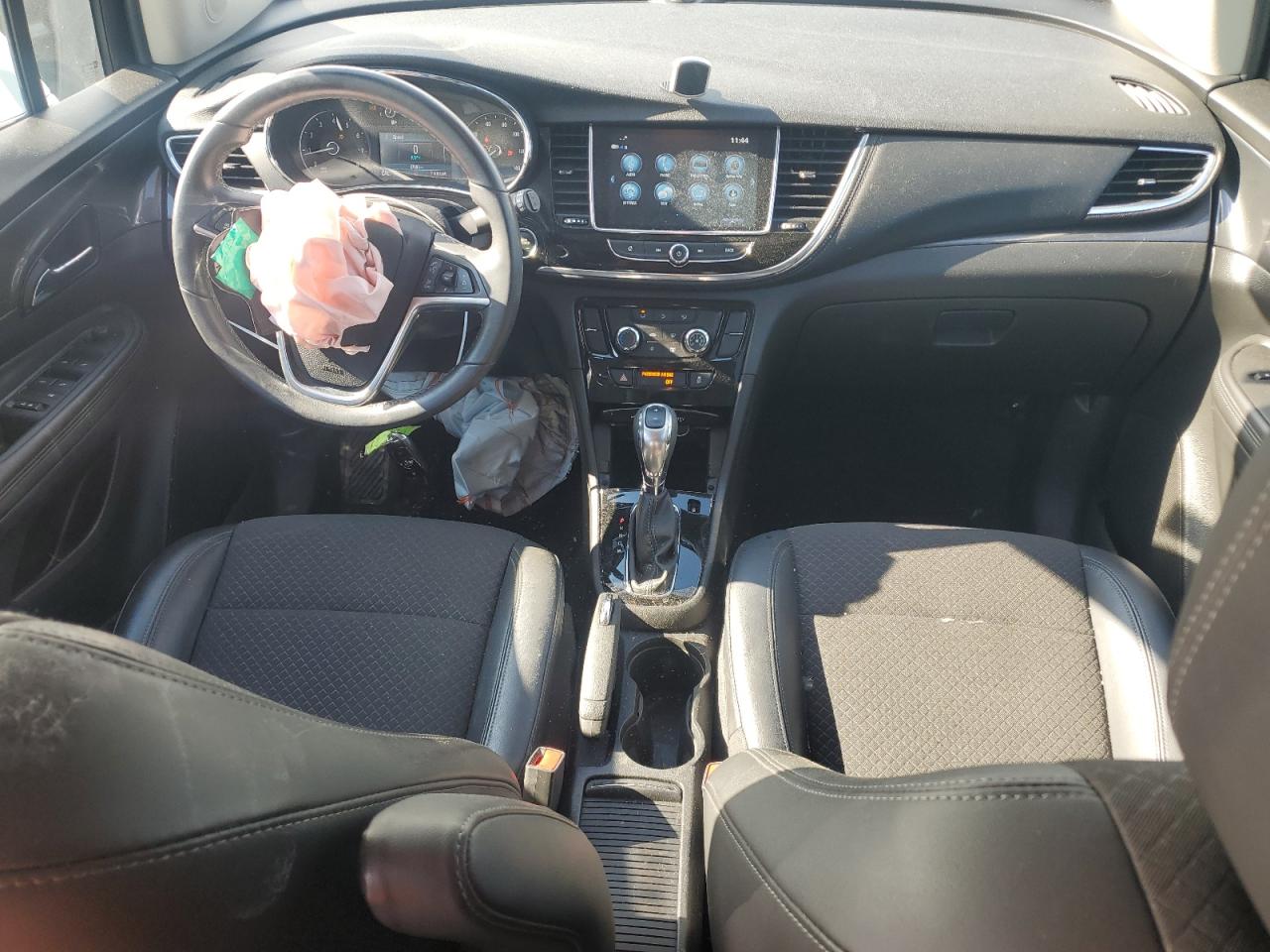 KL4CJESB1LB046915 2020 Buick Encore Preferred