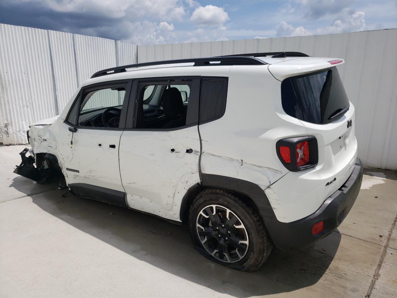 ZACNJDB16PPP69667 2023 Jeep Renegade Latitude