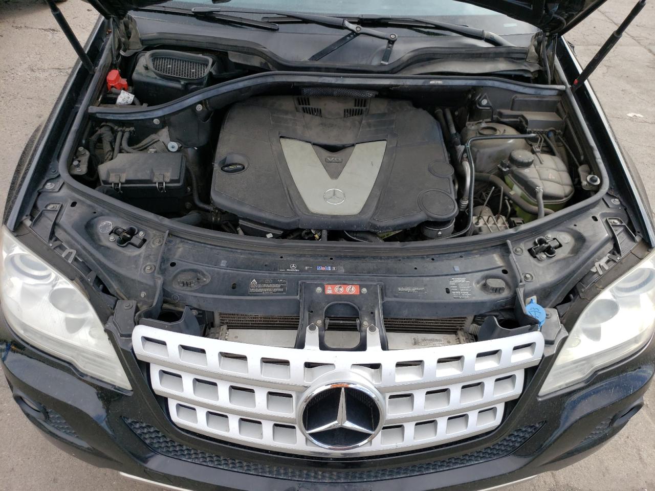 4JGBB25E99A523393 2009 Mercedes-Benz Ml