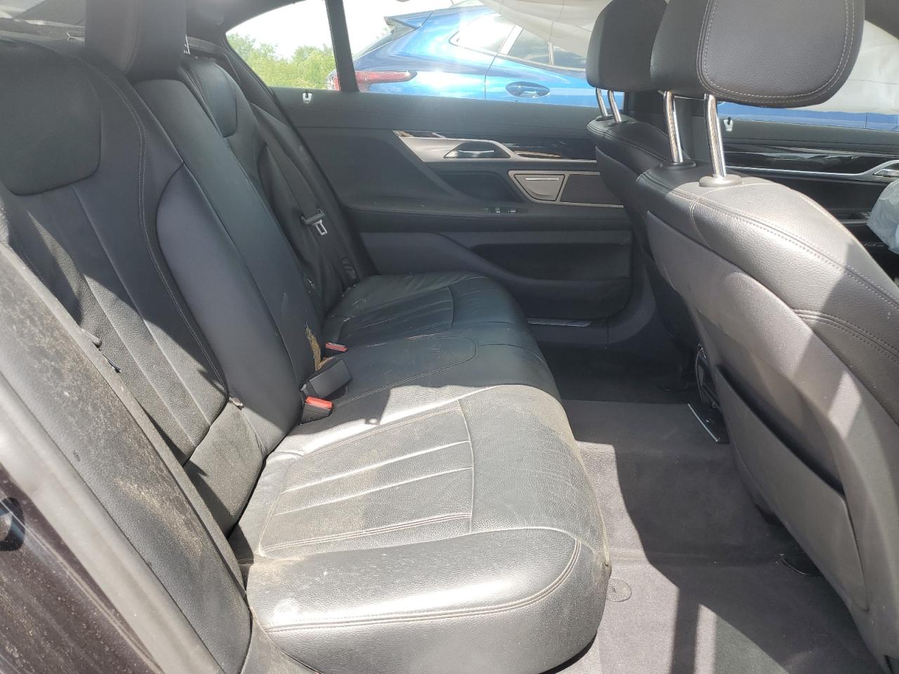 WBA7E2C55JB214925 2018 BMW 740 I