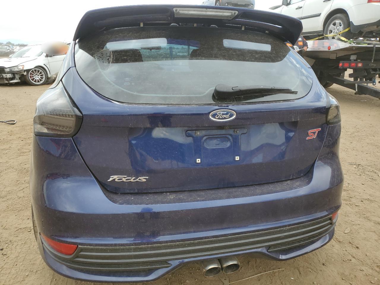 1FADP3L91HL348009 2017 Ford Focus St