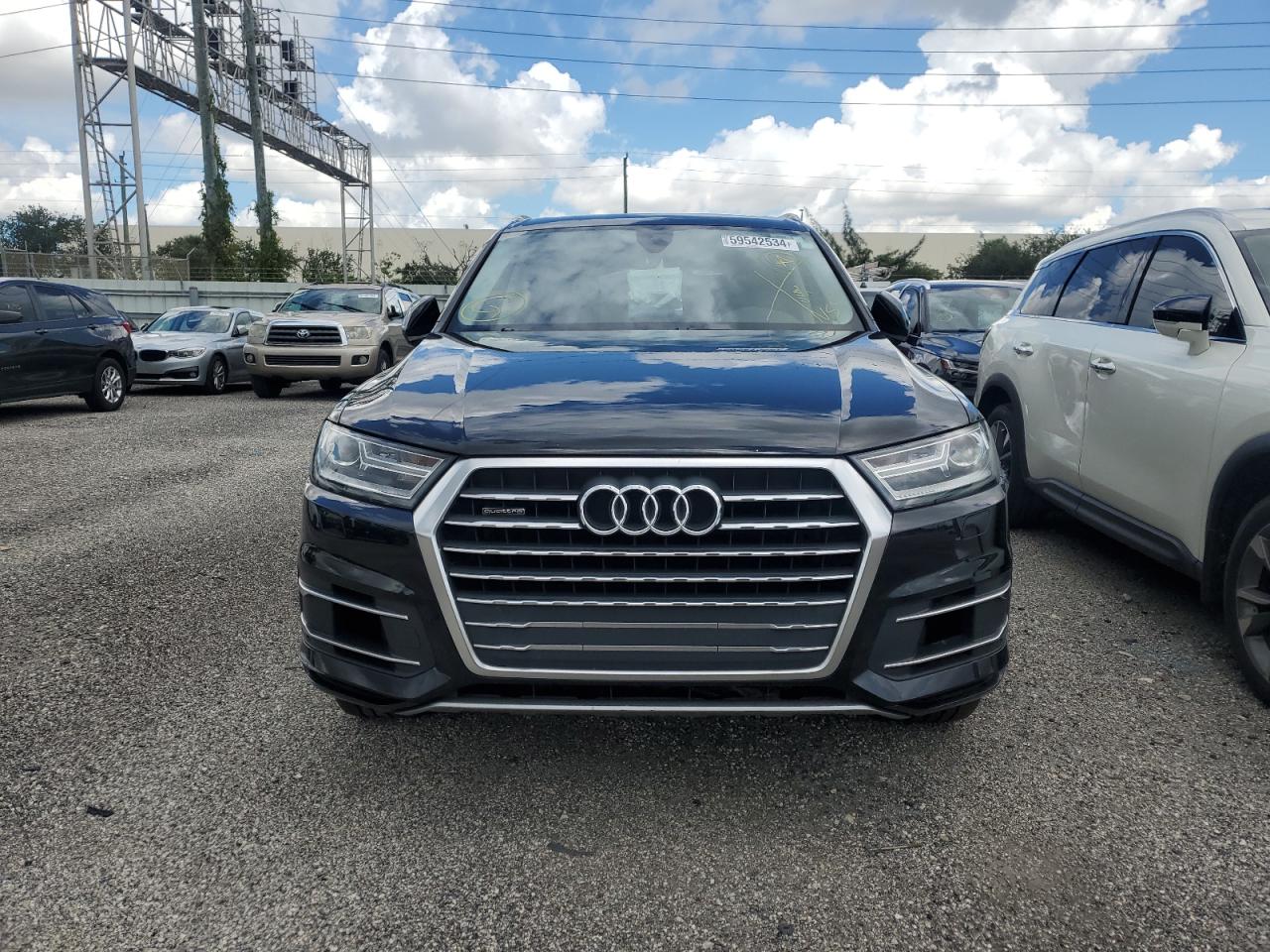 WA1AAAF70JD020491 2018 Audi Q7 Premium