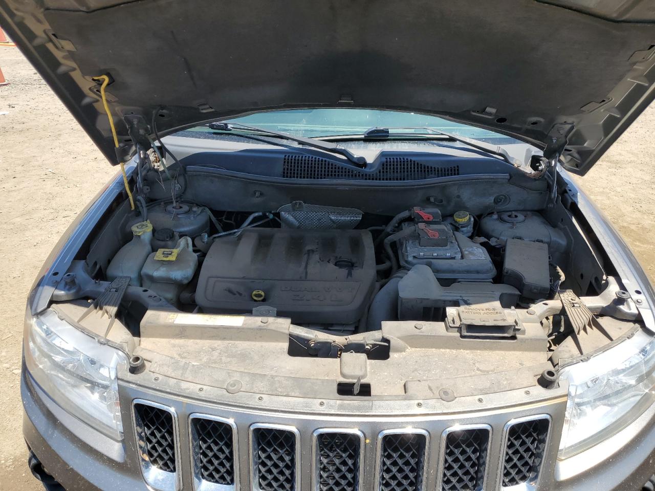 1C4NJDBB8CD655044 2012 Jeep Compass Sport