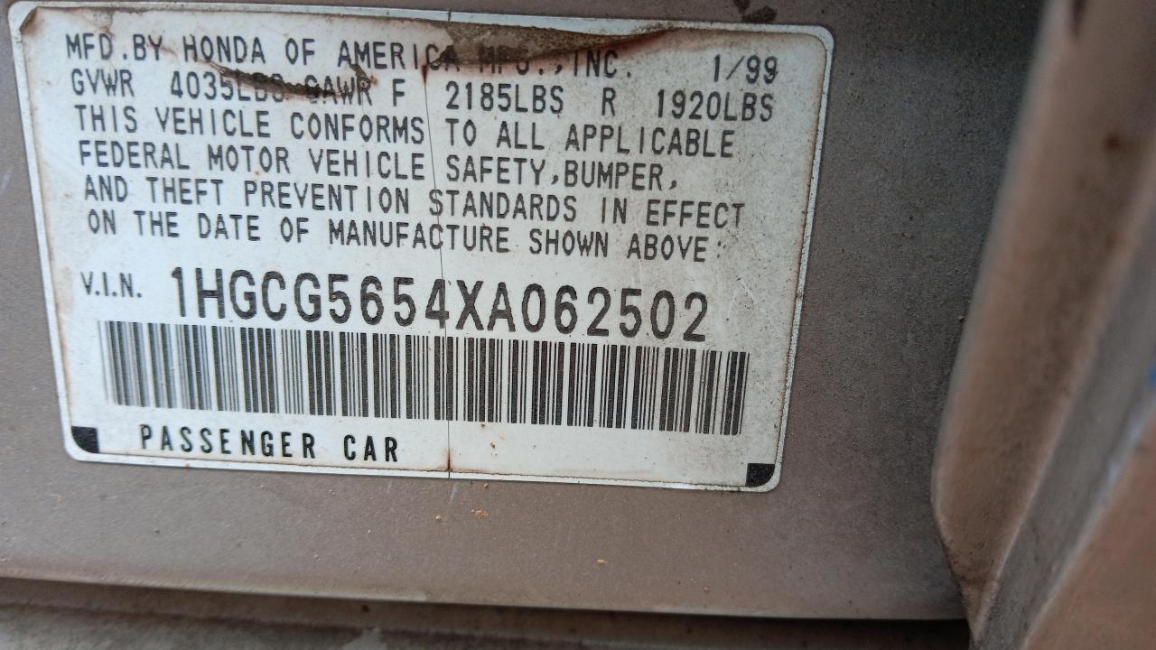1HGCG5654XA062502 1999 Honda Accord Ex