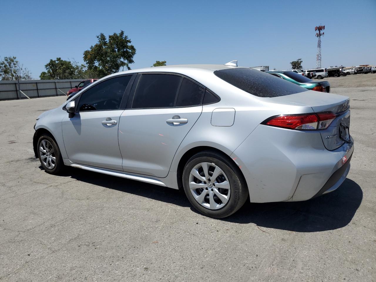 2021 Toyota Corolla Le vin: 5YFEPMAE5MP245035