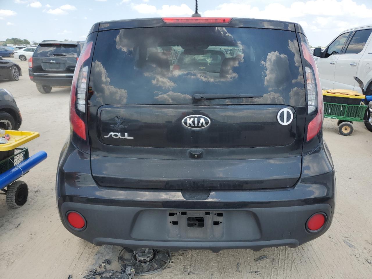 KNDJN2A22K7913032 2019 Kia Soul