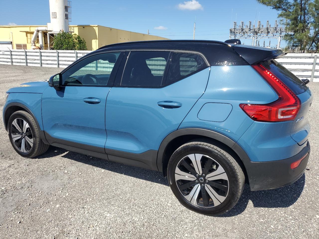 2023 Volvo Xc40 Recharge Plus vin: YV4ED3UL0P2080136