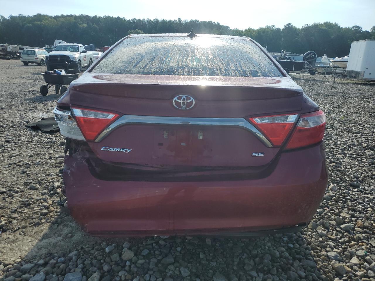 2016 Toyota Camry Le vin: 4T1BF1FK1GU610378