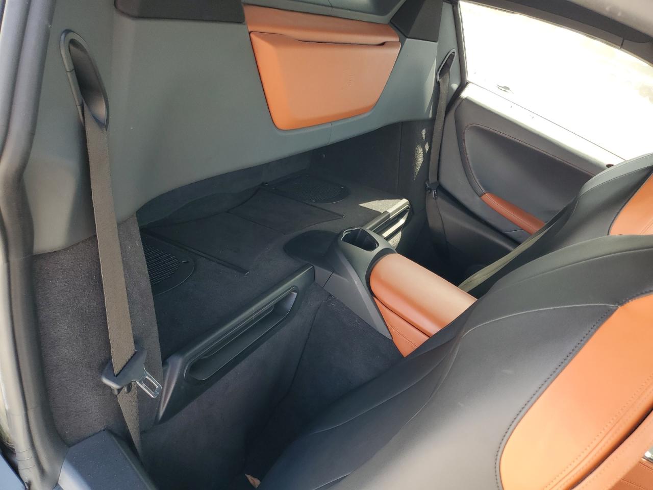 WBY2Z6C58KVG97739 2019 BMW I8