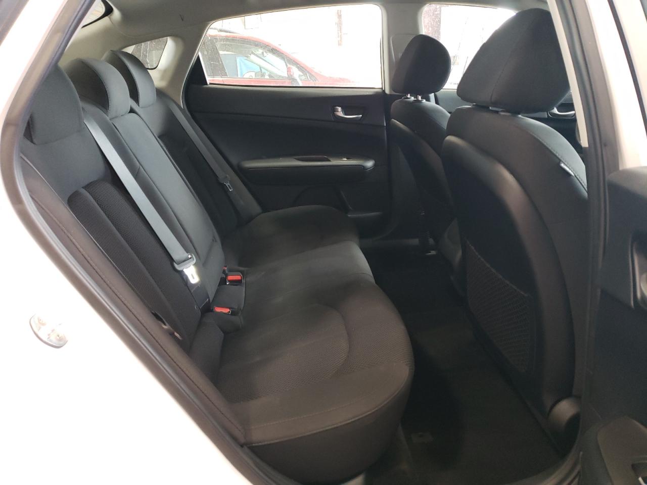 5XXGT4L38KG311597 2019 Kia Optima Lx