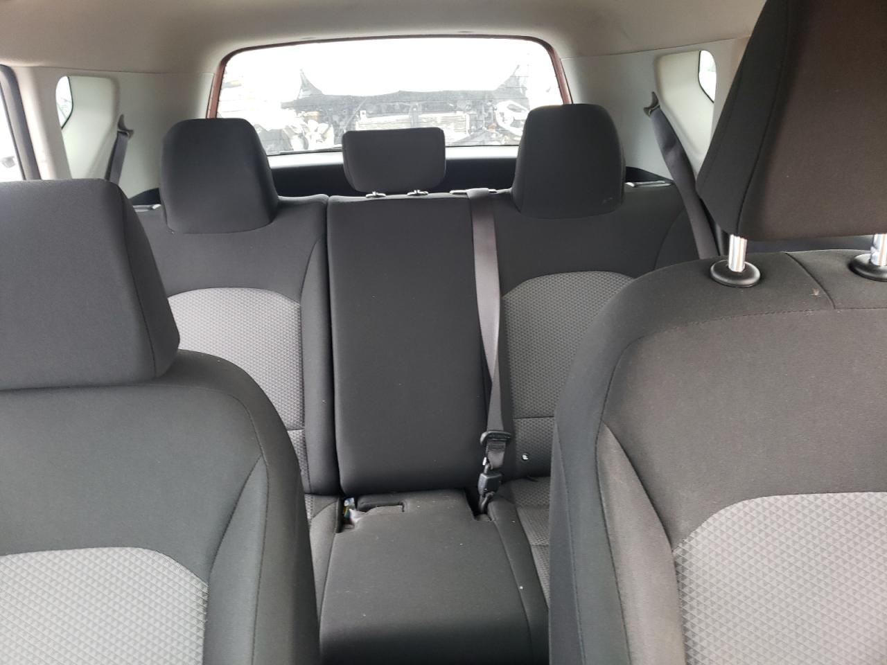 KNDJ23AU6L7106109 2020 Kia Soul Lx