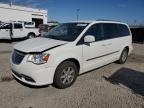 CHRYSLER TOWN & COU photo