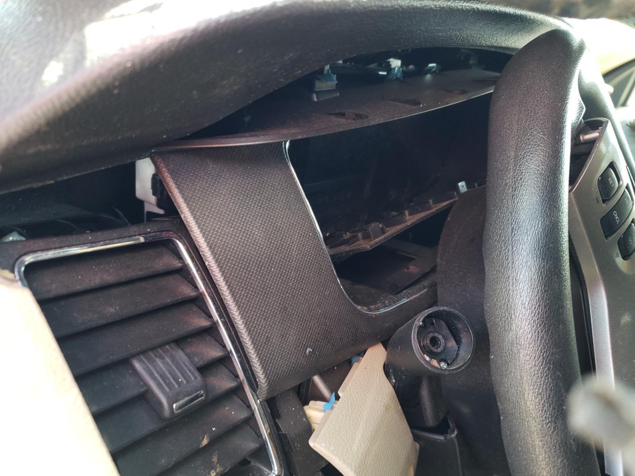 1FAHP2D88FG152043 2015 Ford Taurus Se