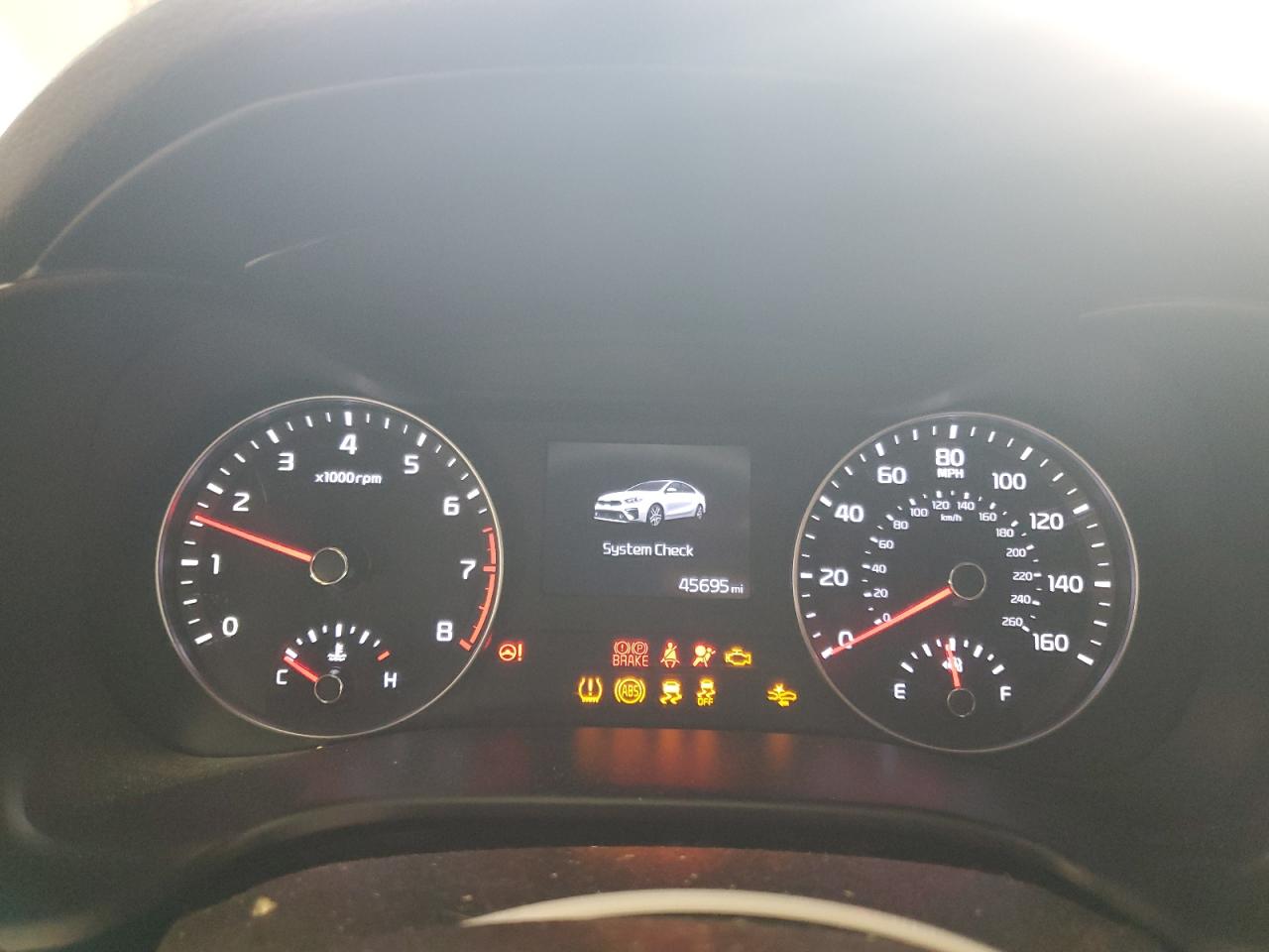 3KPF24AD3KE107390 2019 Kia Forte Fe