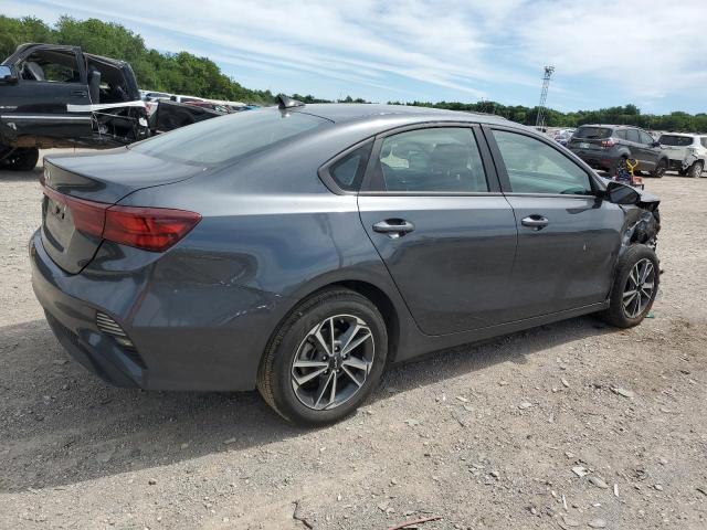 3KPF24AD6PE688374 Kia Forte LX 3