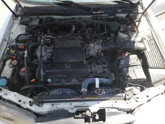 1995 Honda Accord Lx VIN: 1HGCE6646SA015242 Lot: 60651624
