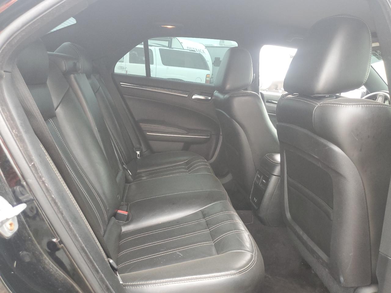 2C3CCABG4KH533573 2019 Chrysler 300 S