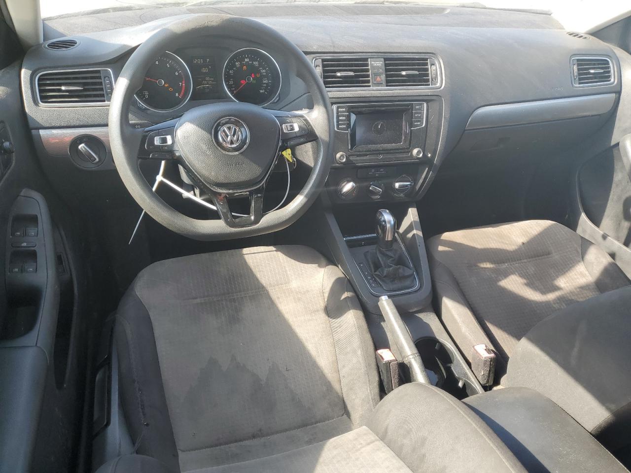 3VW2B7AJ7HM263577 2017 Volkswagen Jetta S