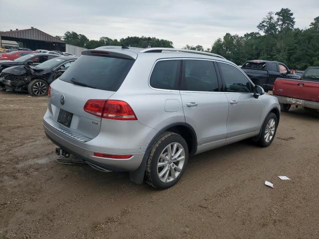 2013 Volkswagen Touareg V6 Tdi VIN: WVGEP9BP1DD011597 Lot: 55557064