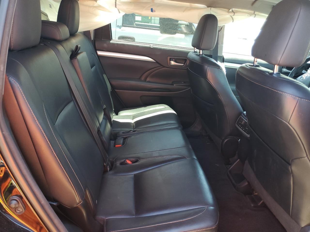 5TDJCRFH0GS017255 2016 Toyota Highlander Hybrid